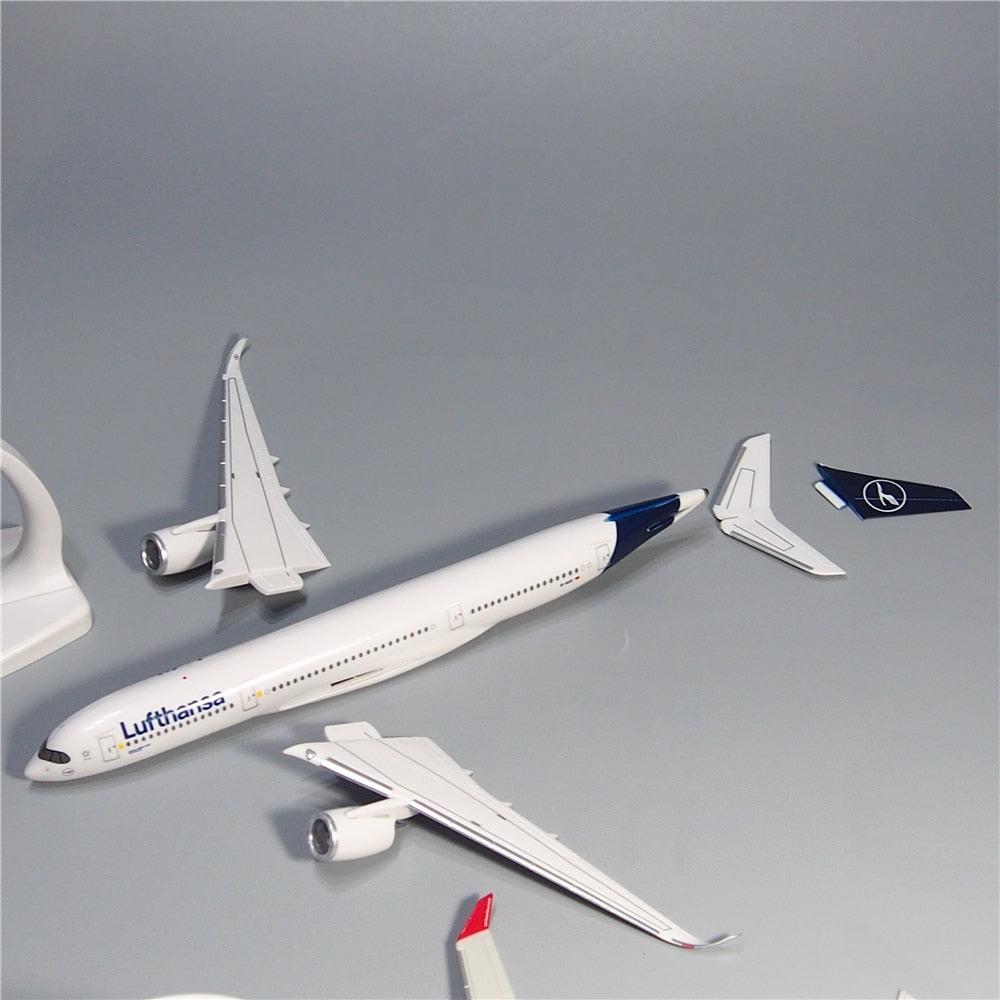 26cm/10.2" Lufthansa A350 Scale 1:250