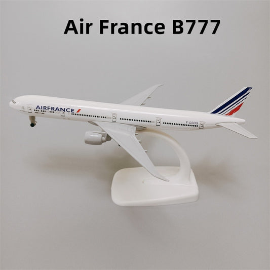20cm/8" Air France B777