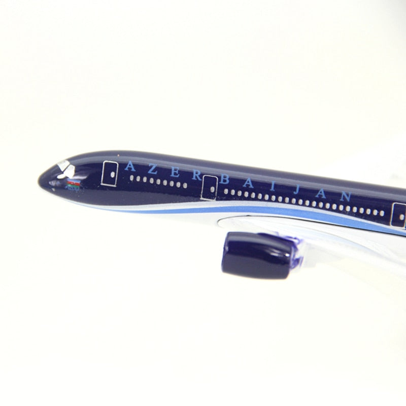 16cm/6.3" Azerbaijan Airlines B787 (NoGear)